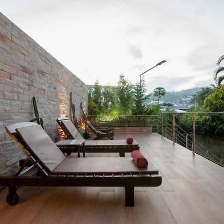 Orchid Garden Hotel Patong Exterior foto